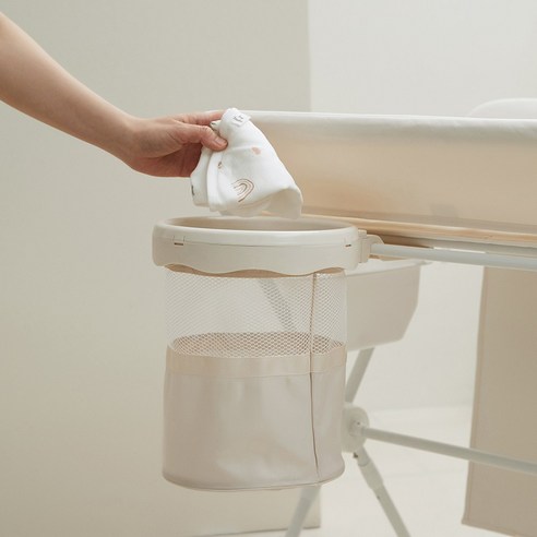 소베맘 3세대 솔리드 원터치 기저귀교환대 리뷰